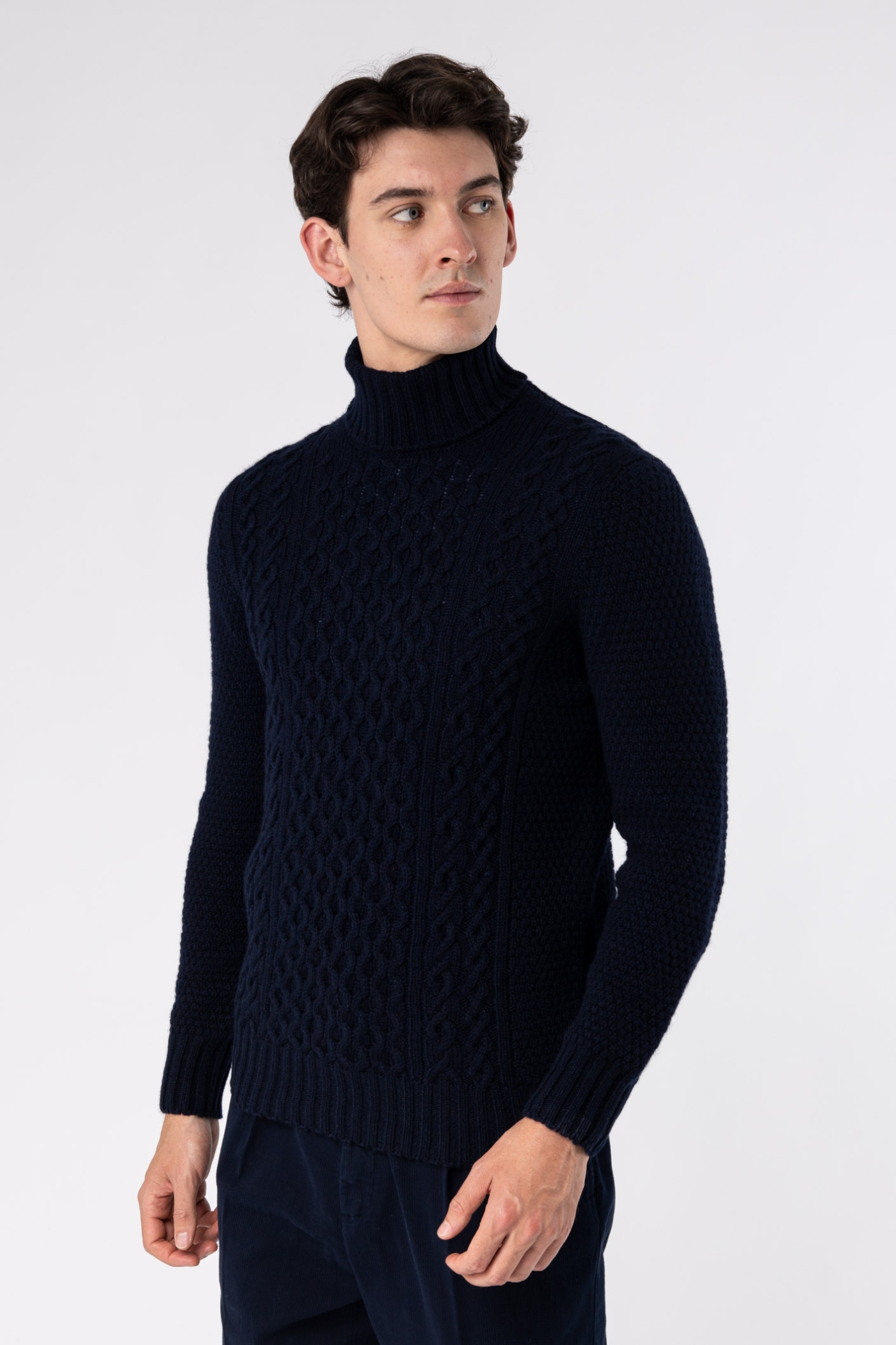 Turtleneck cable knit outlet sweater mens