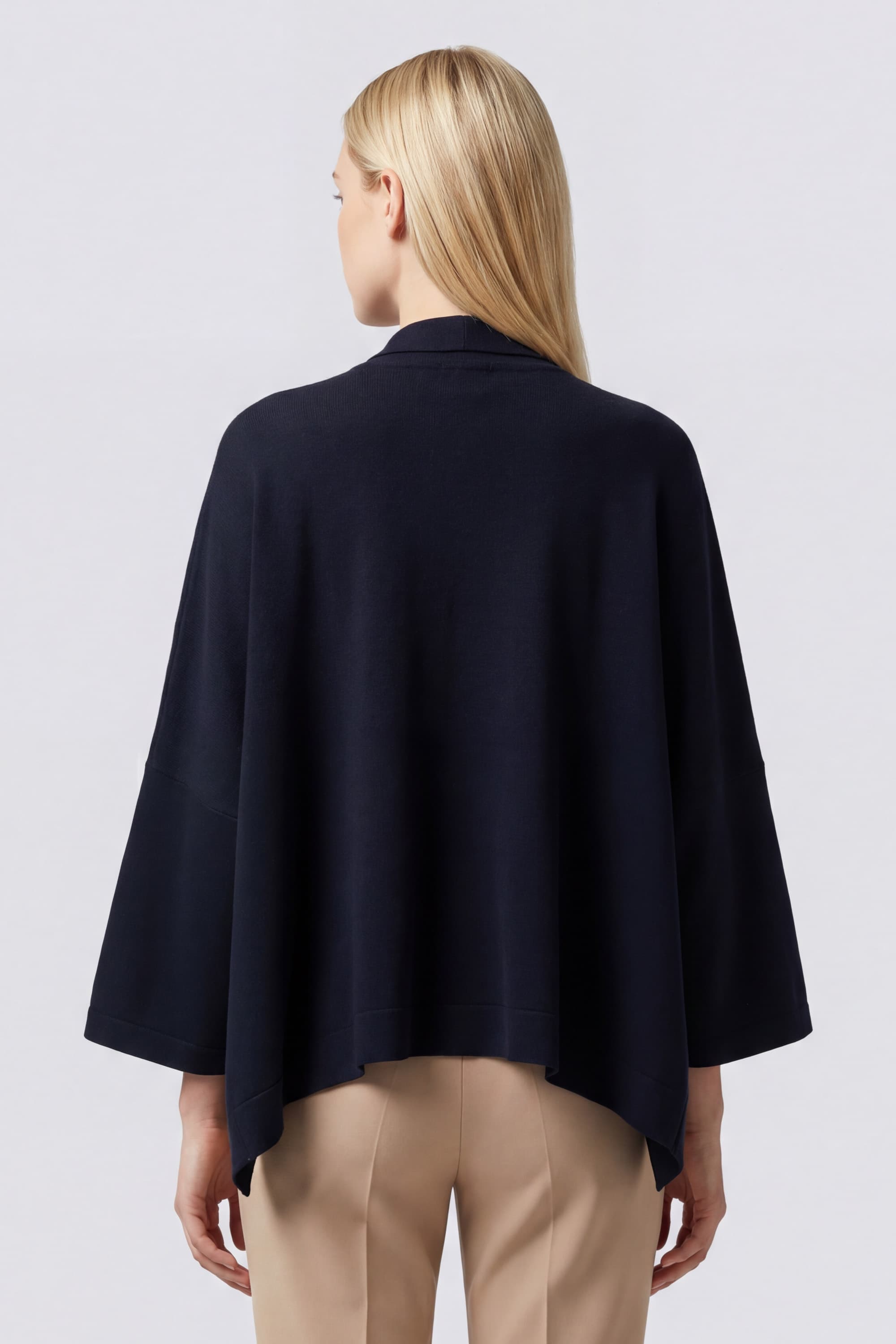 Virgin Wool 140's Cape - Image 4