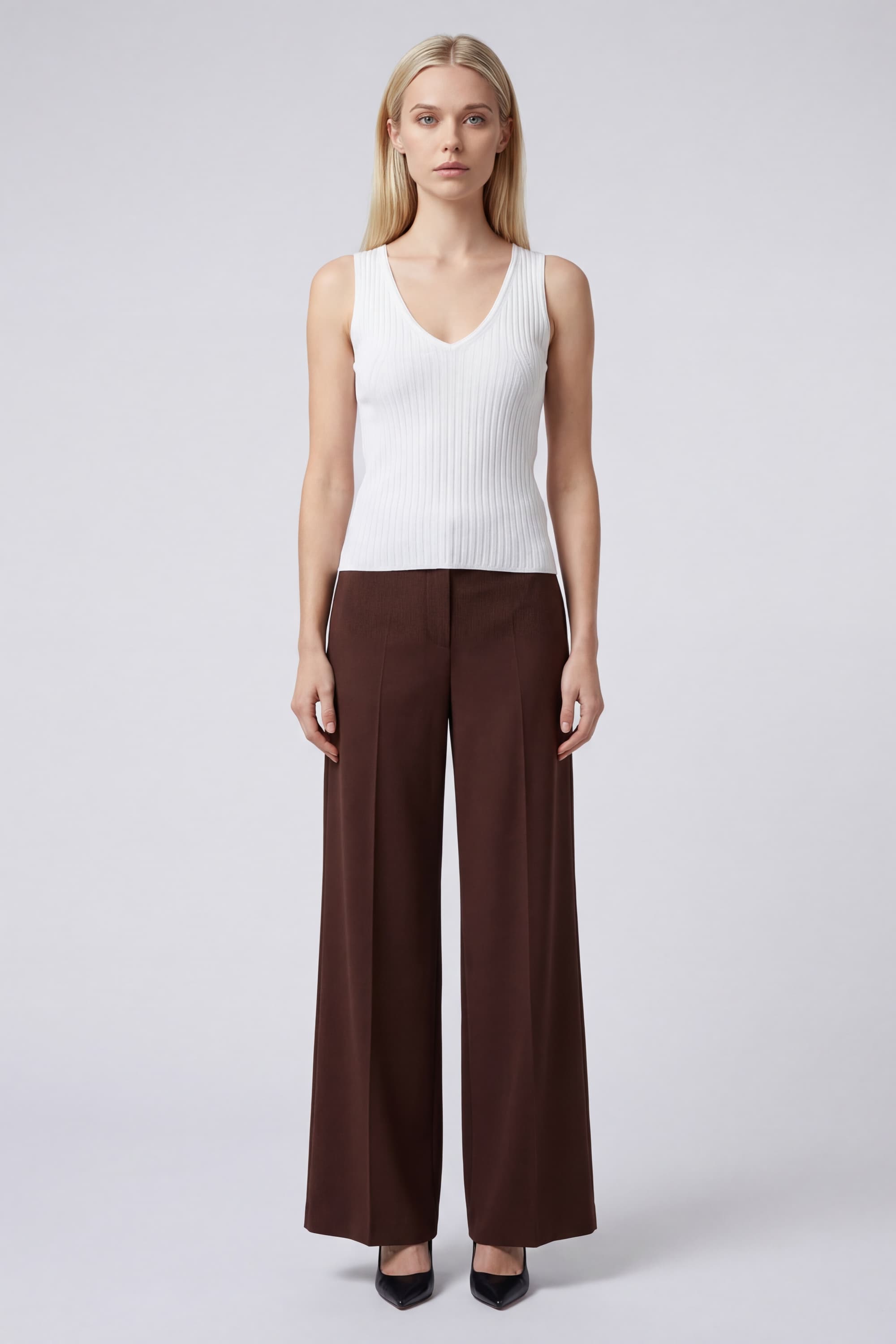 Ribbed Tank top with V-Neckline - Image 2