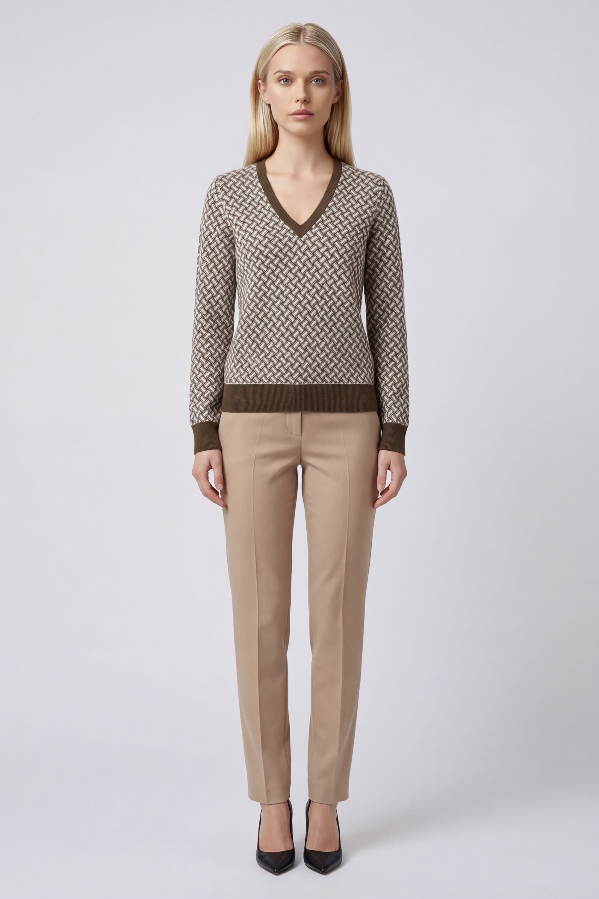 V-Neck Sweater Razor Blade - Image 2