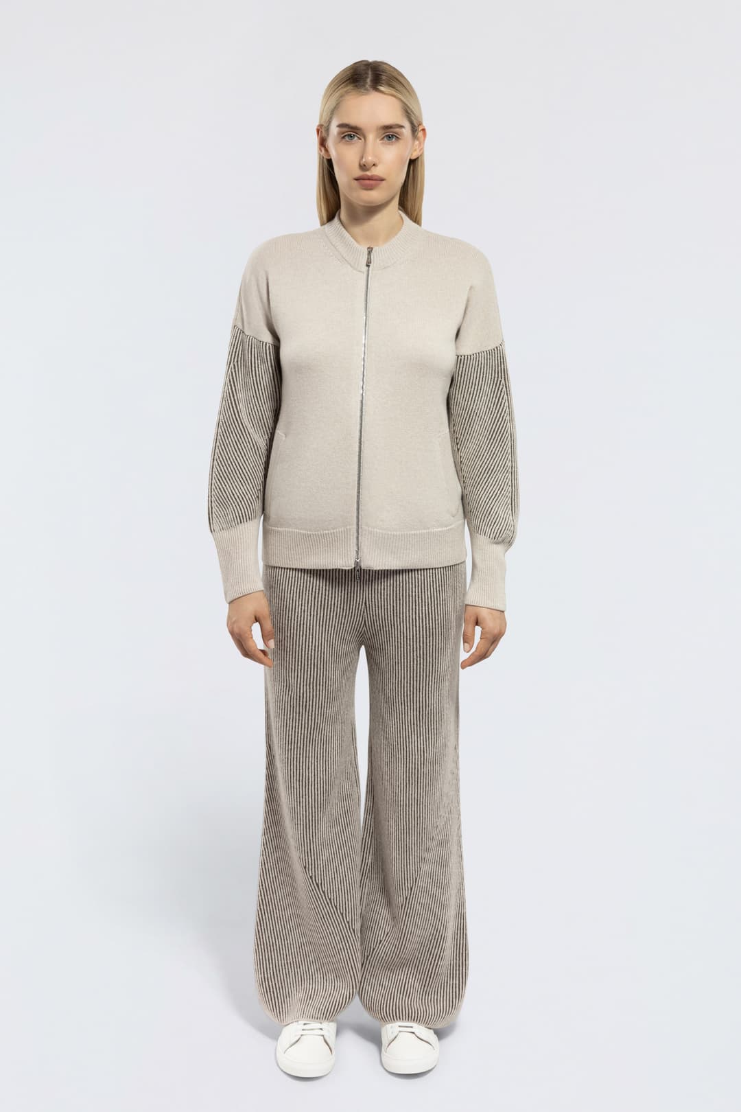 Cardigan con Zip in Cashmere