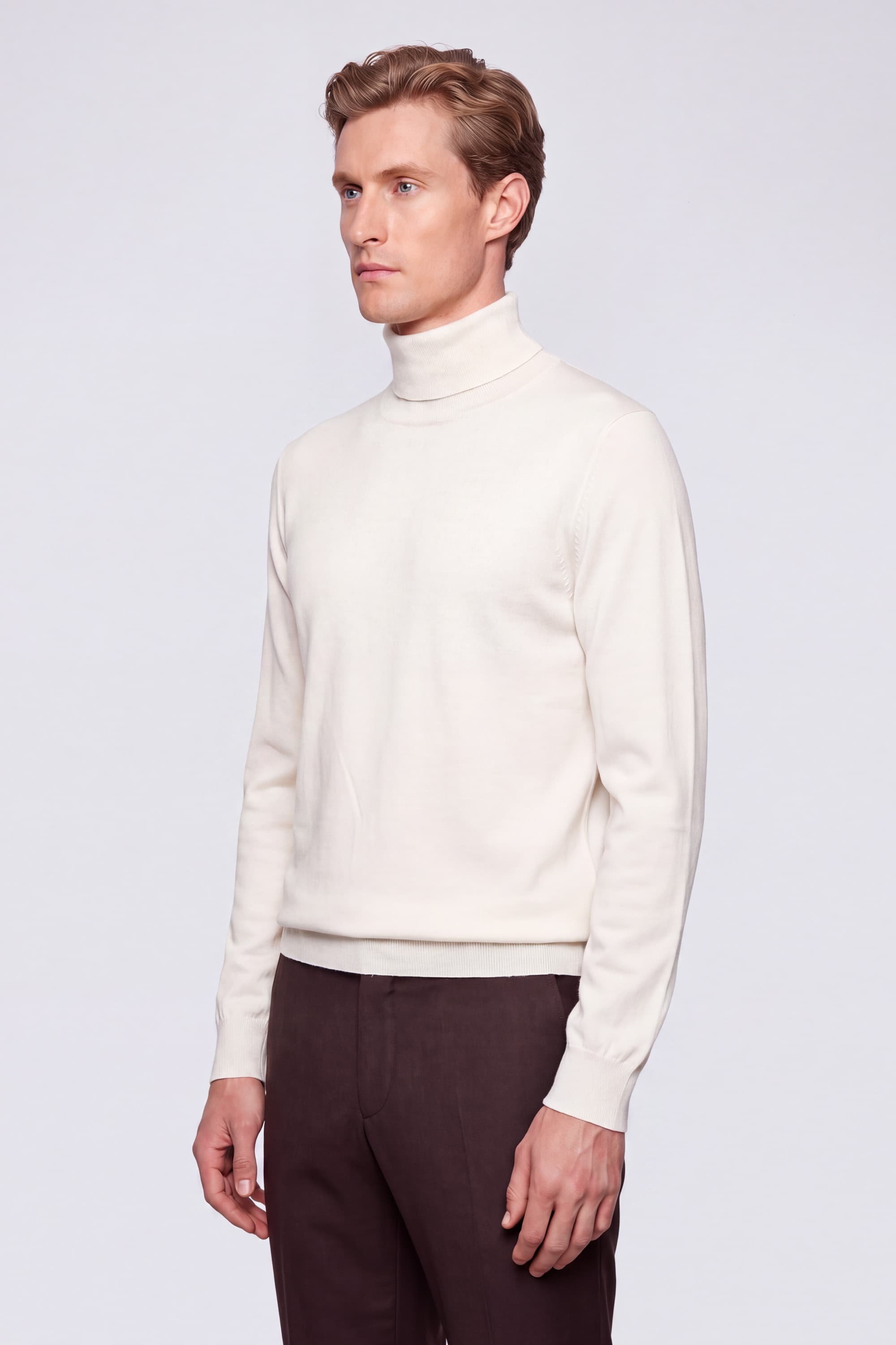 Maglia Dolcevita in Cashmere - Image 3