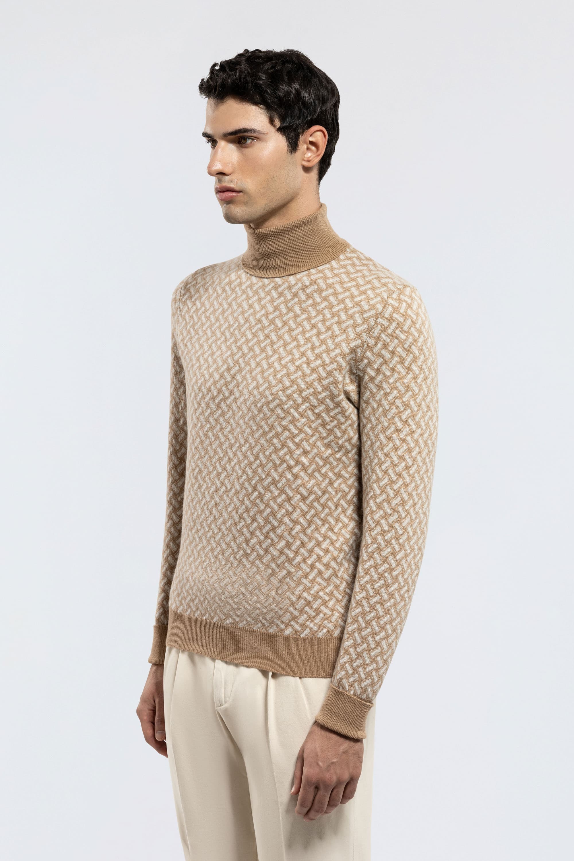 Razor Blade Turtleneck Sweater in Cashmere - Image 3