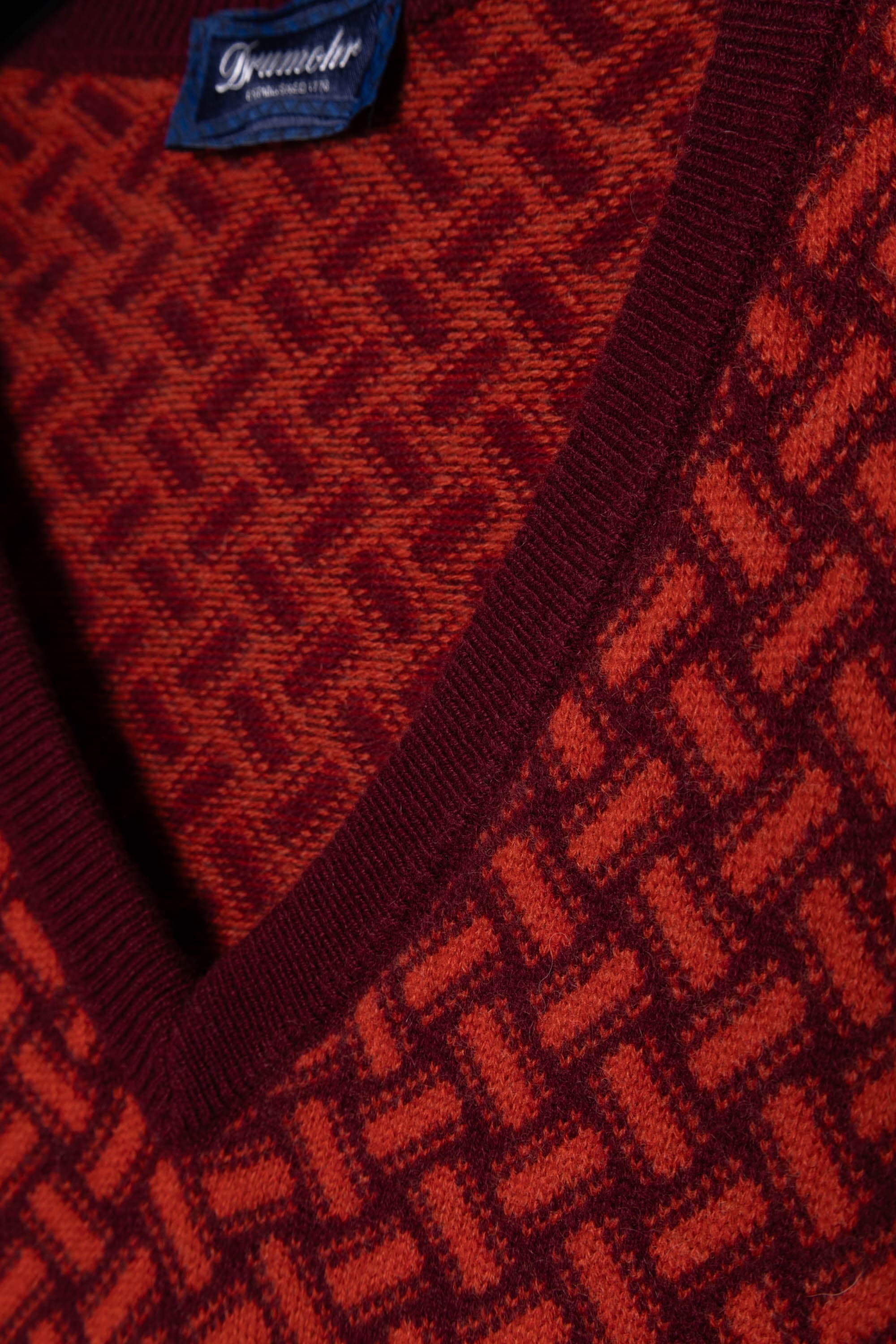 V-Neck Cashmere Sweater - Image 4