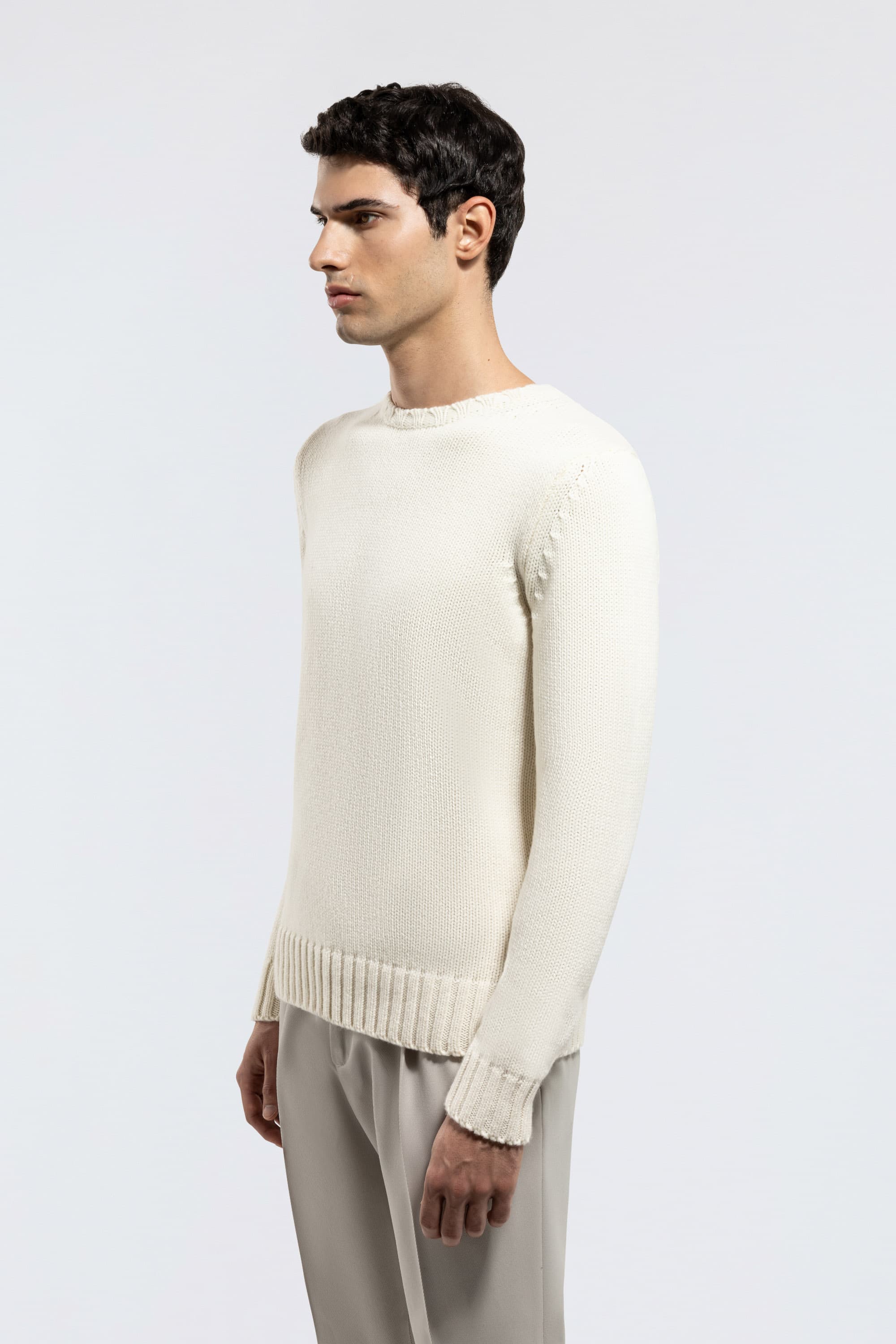 Crew Neck Cashmere Sweater - Image 3