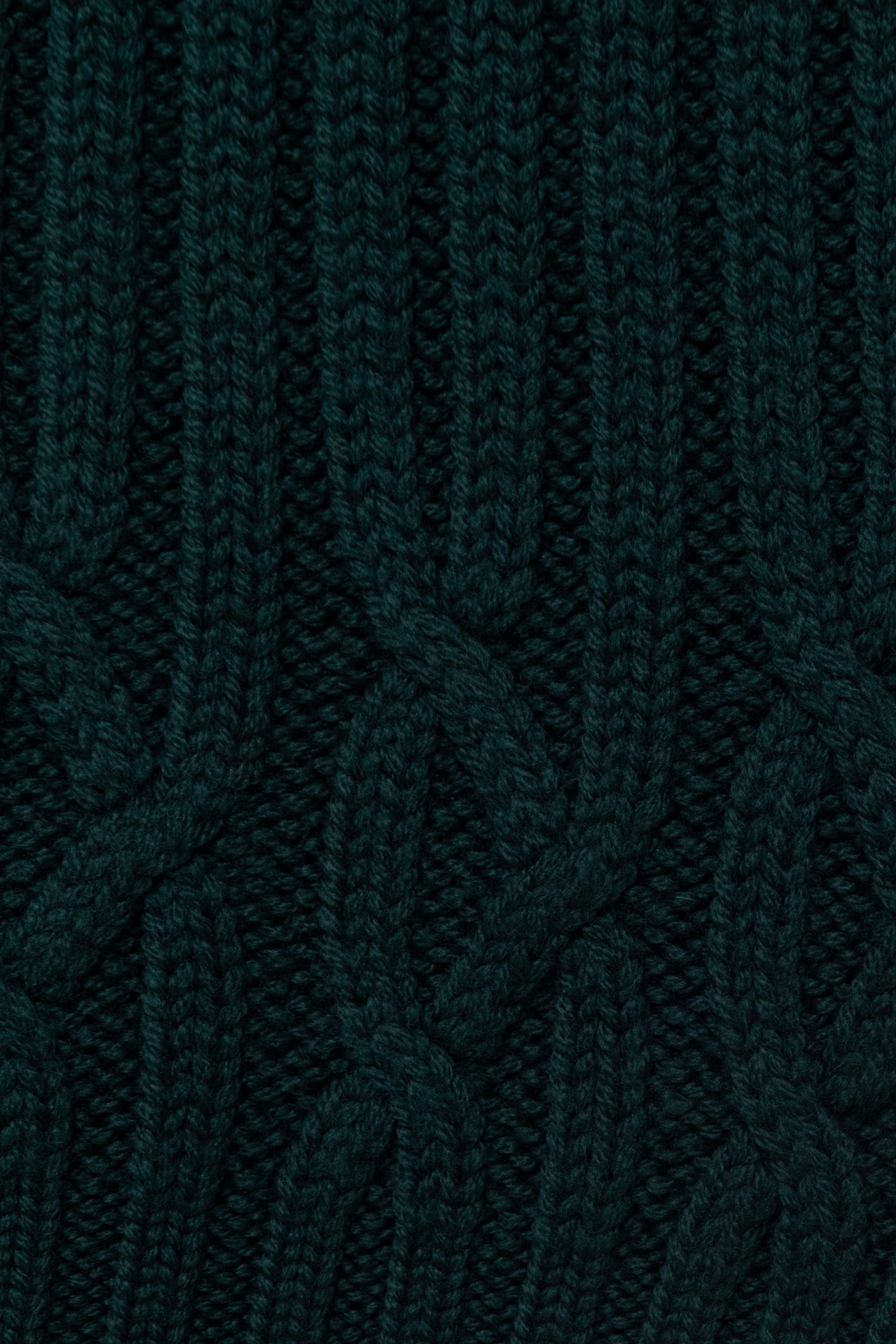 Merino Wool Scarf with Cable Knit - Image 2