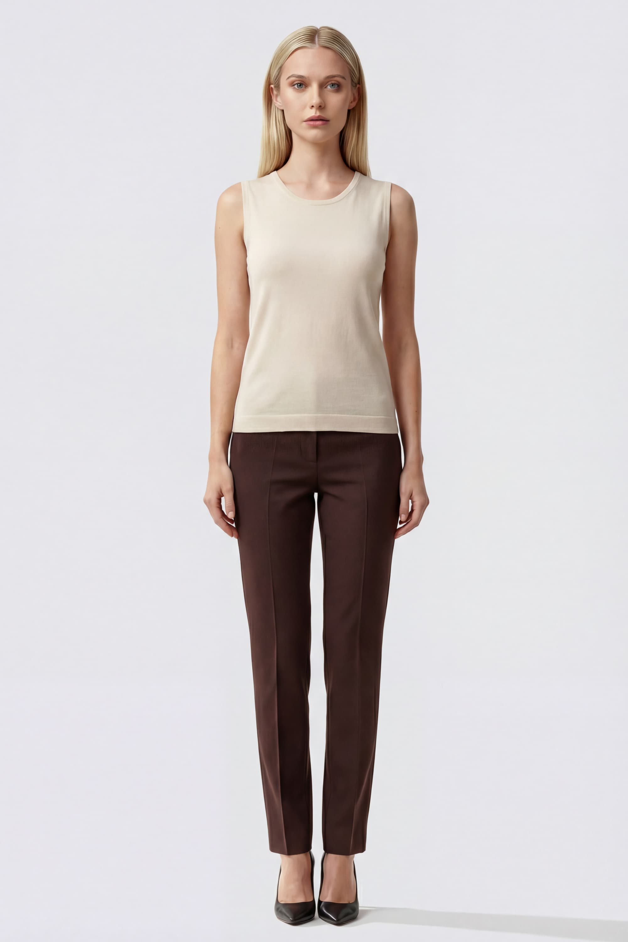 Sleeveless virgin wool top - Image 2