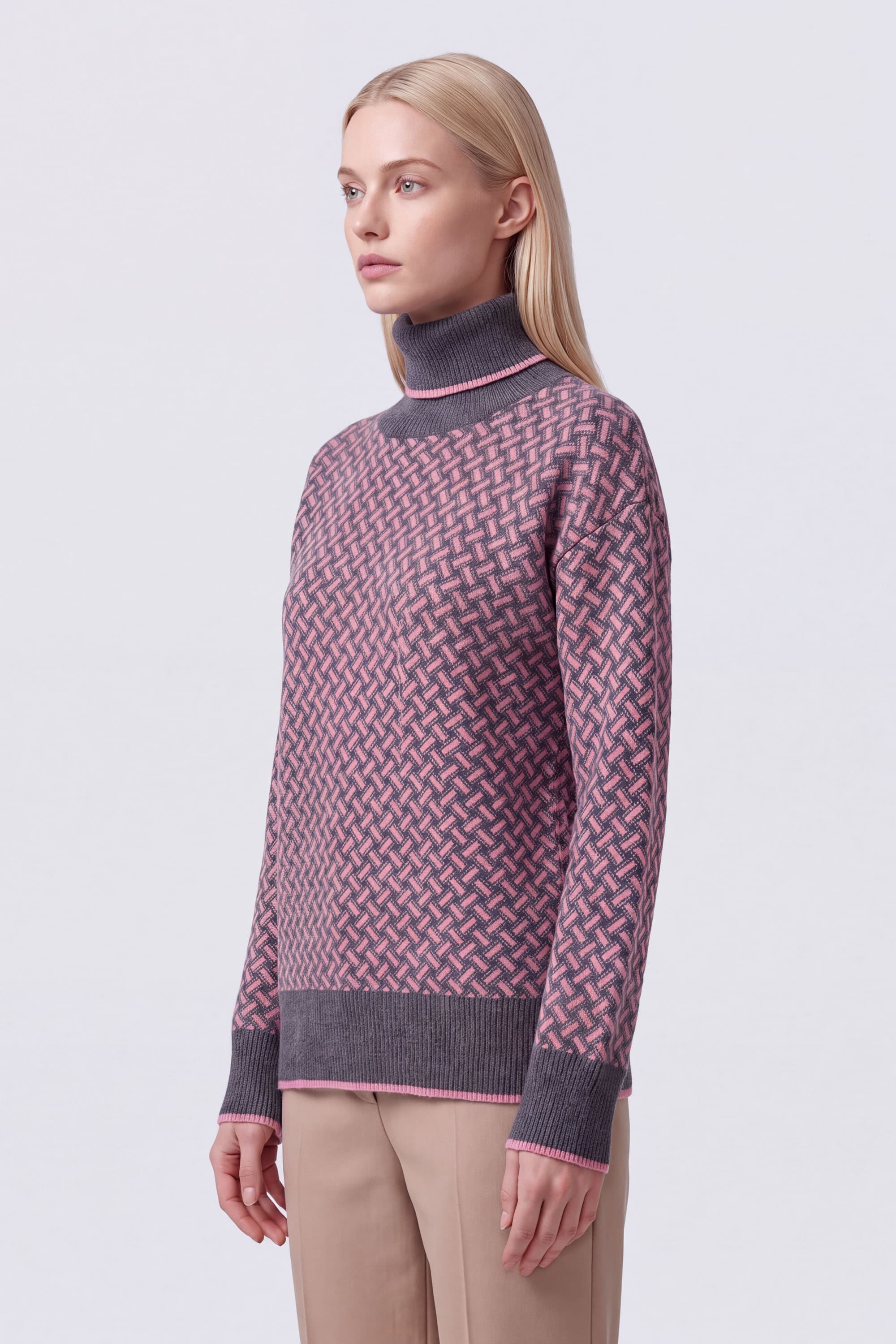 Dolcevita Razor Blade in Cashmere - Image 3