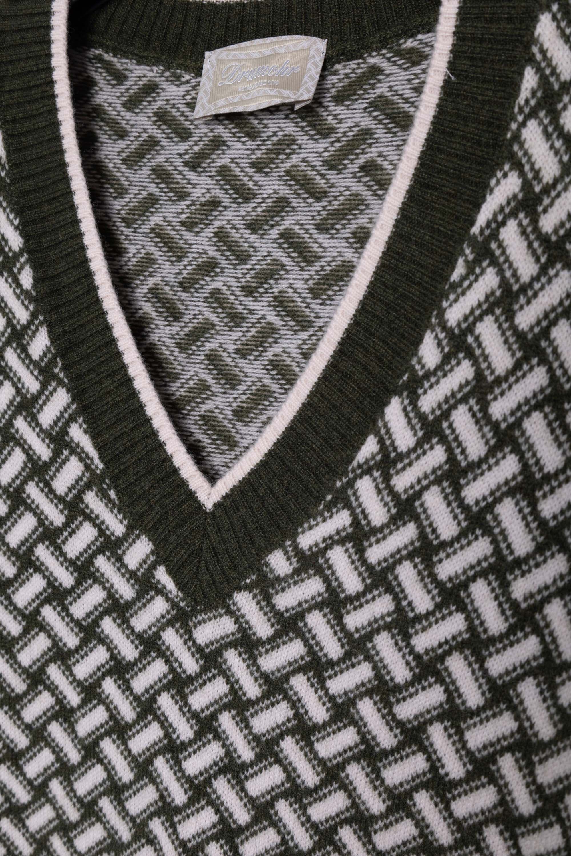 Women's V-Neck Cashmere Sweater with Geometric Jacquard Pattern - Image 4
