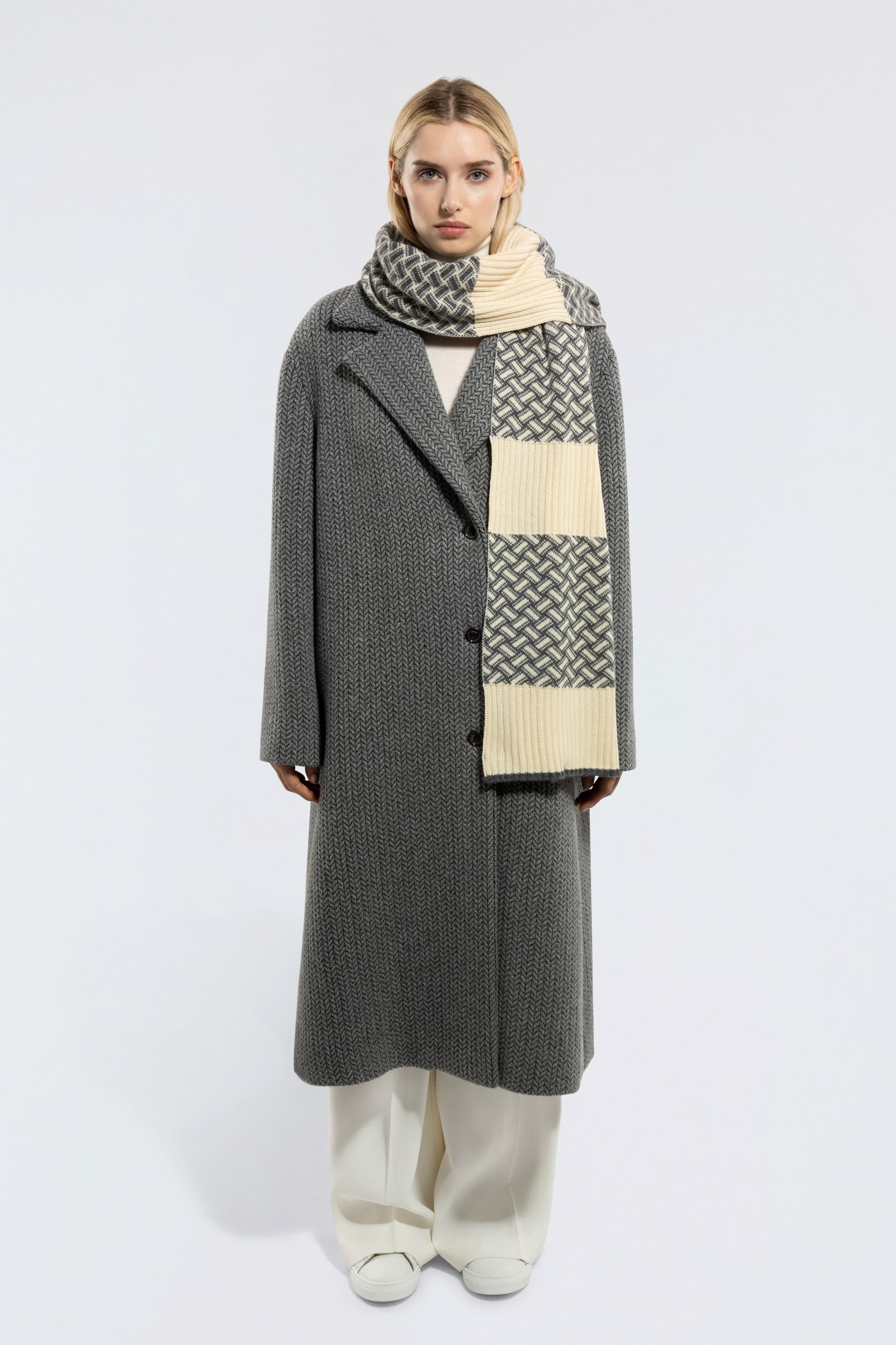 Razor Blade Cashmere Scarf - Image 2