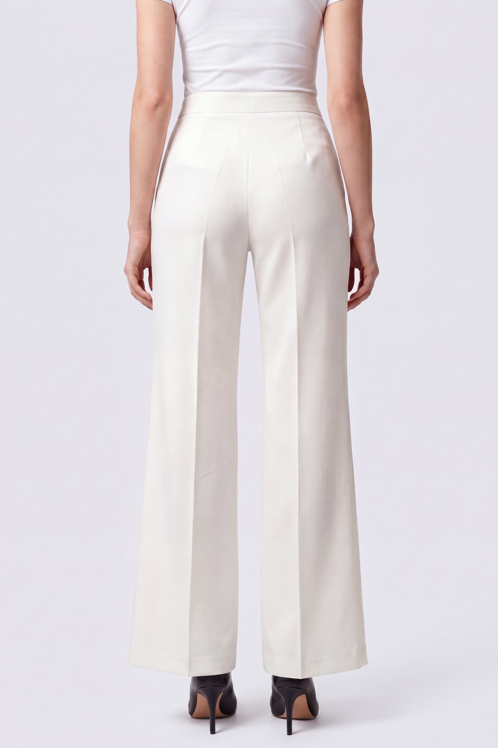 Pantalone a Gamba Larga - Image 4